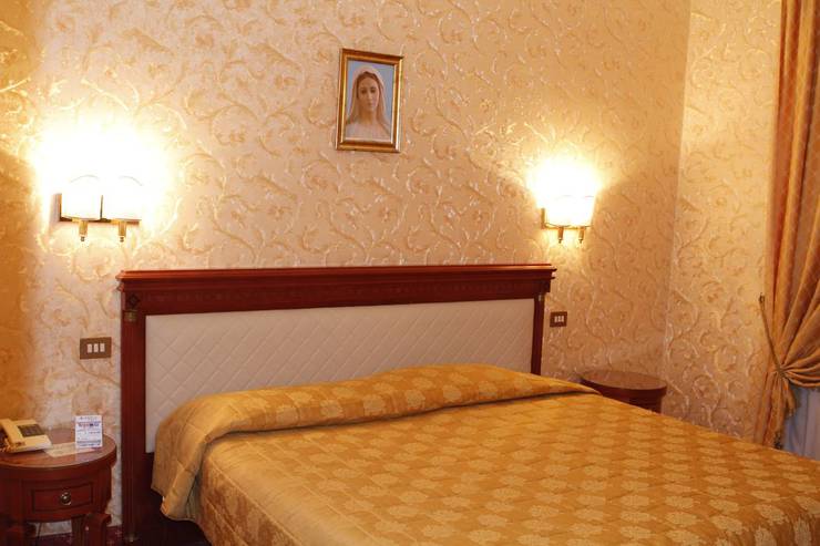 Standard double pace helvezia hotel rome Standard double pace helvezia hotel rome