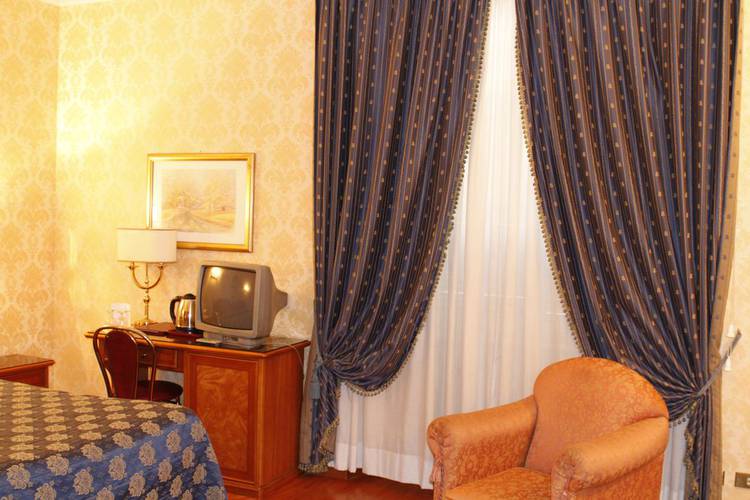 Standard double room for single use Pace Helvezia Hotel Rome Standard double room for single use Pace Helvezia Hotel Rome