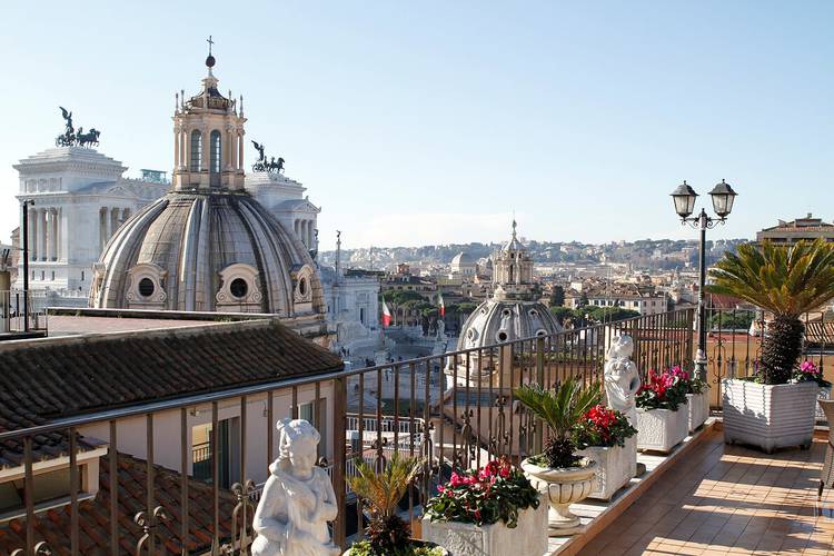 Magnífica terraza en la azotea hotel pace helvezia roma Magnífica terraza en la azotea hotel pace helvezia roma