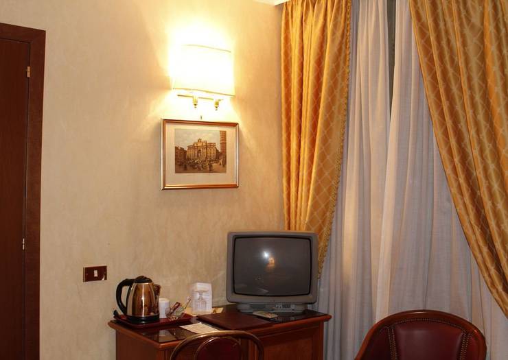 Single room Pace Helvezia Hotel Rome